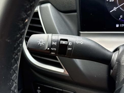 Used 2024 Kia Seltos EX FWD image 26