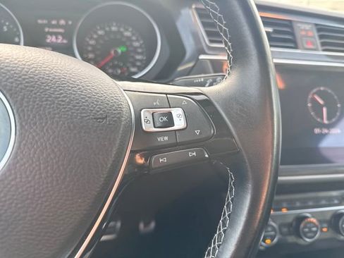 Certified 2021 Volkswagen Tiguan SE R-Line w/ 3rd Row Seat Package image 19