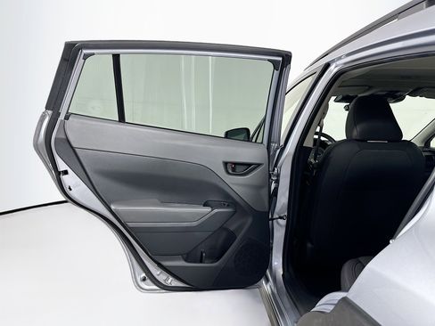 Used 2024 Subaru Crosstrek 2.0i Premium image 26