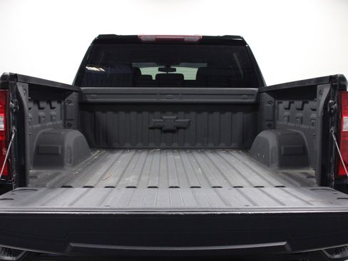 Used 2021 Chevrolet Silverado 1500 LT Trail Boss w/ Bed Protection Package image 10