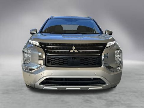 Used 2022 Mitsubishi Outlander SEL FWD image 2