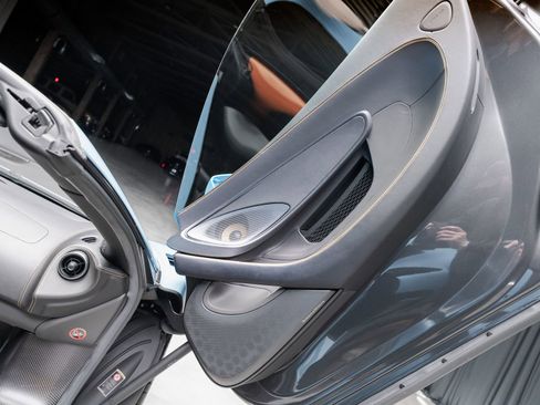 Used 2020 McLaren 600LT Spider image 74