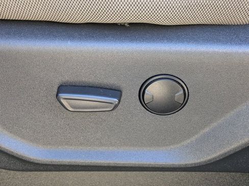 Used 2022 Ford F350 XLT w/ Black Appearance Package image 17