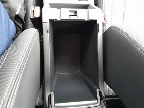 Certified 2024 Subaru Crosstrek 2.0i Premium image 28