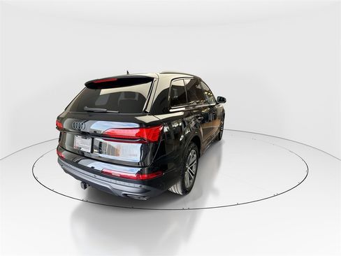 New 2026 Audi Q7 2.0T Premium image 8