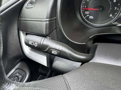 Used 2022 GMC Terrain SLE w/ Driver Convenience Package FWD image 24
