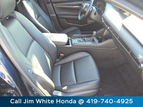 Used 2023 MAZDA MAZDA3 s image 24