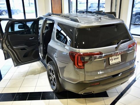 Used 2022 GMC Acadia AT4 w/ Trailering Package image 8