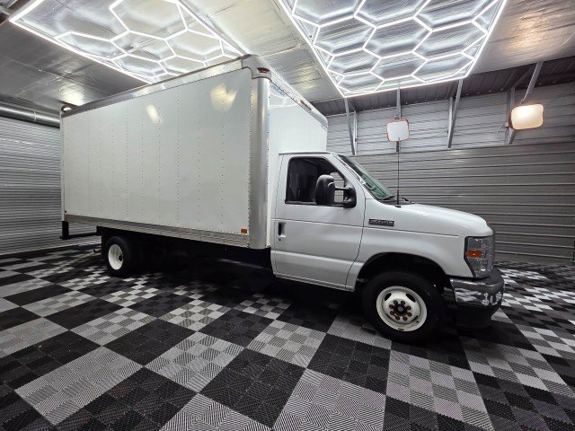 Used 2023 Ford E-450 and Econoline 450 Super Duty w/ Power Windows & Locks Group RWD image 10