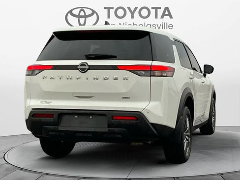 Used 2025 Nissan Pathfinder S image 5