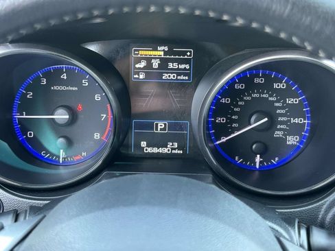 Used 2019 Subaru Outback 3.6R Touring AWD/4WD image 21