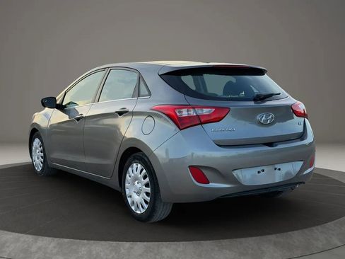 Used 2016 Hyundai Elantra GT FWD image 7