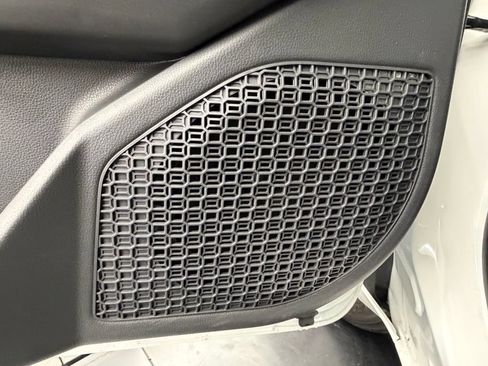 Used 2026 Toyota Tacoma SR5 AWD/4WD image 21