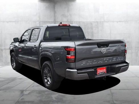 Certified 2025 Nissan Frontier SV w/ SV Convenience Package RWD image 8