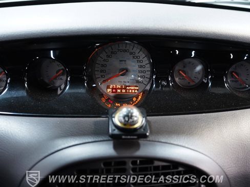Used 1999 Plymouth Prowler RWD image 32