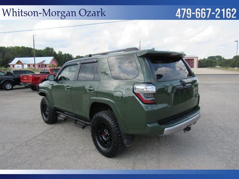 Used 2022 Toyota 4Runner TRD Off-Road Premium w/ Moonroof Package AWD/4WD image 12
