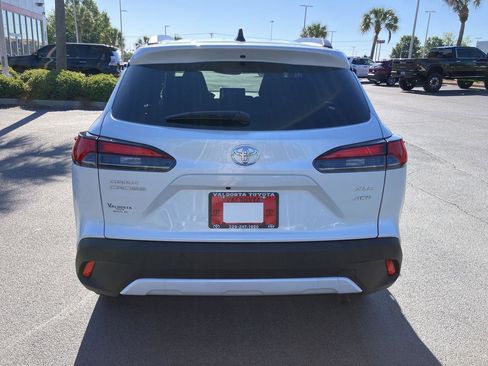 New 2026 Toyota Corolla Cross XLE AWD/4WD image 4