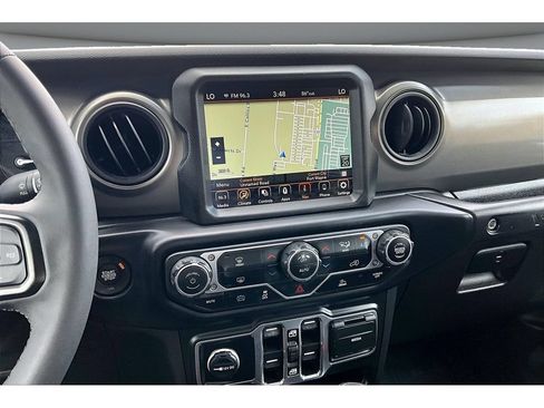 Used 2023 Jeep Wrangler Unlimited w/ 8.4" Radio Group AWD/4WD image 9