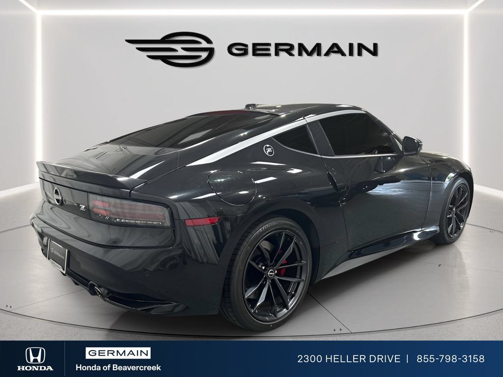 Used 2024 Nissan Z Performance w/ Floor Mat Package RWD image 8