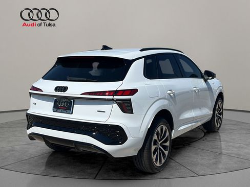 New 2026 Audi Q3 quattro 2.0T AWD/4WD image 5