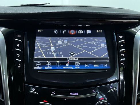 Used 2018 Cadillac Escalade ESV Premium Luxury AWD/4WD image 22