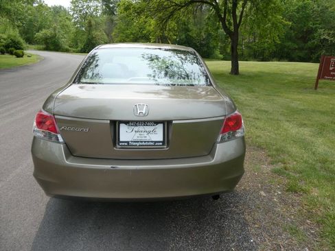 Used 2009 Honda Accord EX image 6