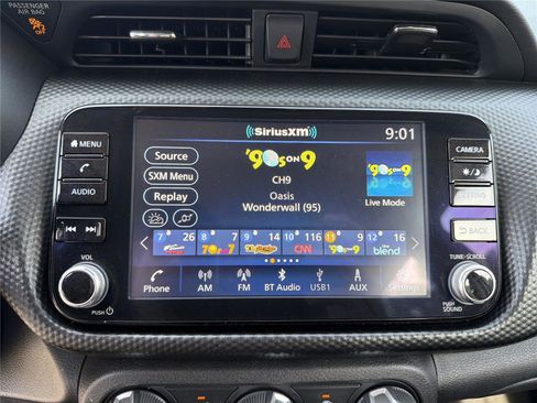 Used 2023 Nissan Kicks SV FWD image 6