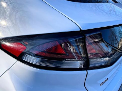 Used 2022 Hyundai Ioniq SEL image 27