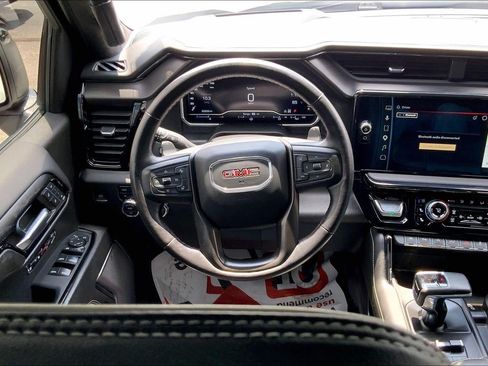 Used 2023 GMC Sierra 1500 AT4X AWD/4WD image 5