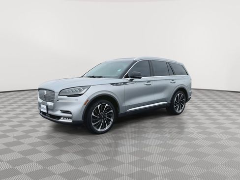 Used 2020 Lincoln Aviator Reserve w/ Equipment Group 201A AWD/4WD image 4