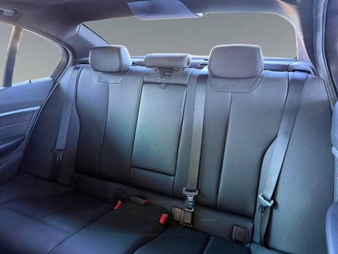 Used 2016 BMW 328i Sedan image 18