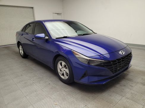 Used 2023 Hyundai Elantra SE FWD image 11