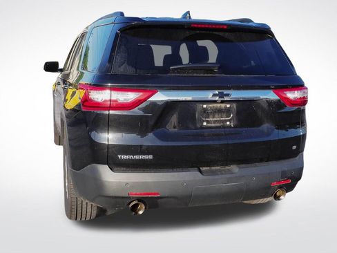 Used 2019 Chevrolet Traverse LT FWD image 6