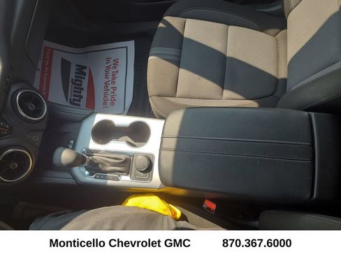 Used 2023 Chevrolet Blazer LT w/ Convenience Package FWD image 24