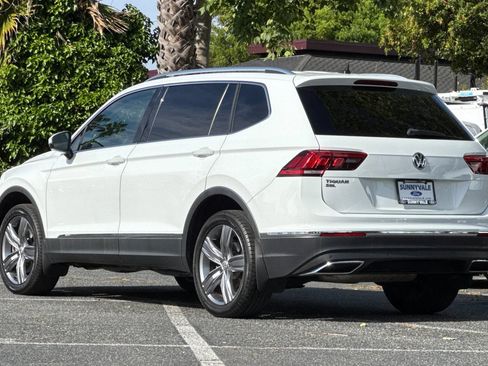 Used 2020 Volkswagen Tiguan SEL FWD image 6