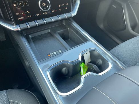 New 2026 GMC Acadia Elevation image 18