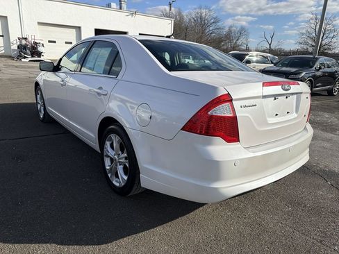 Used 2010 Ford Fusion SE image 3
