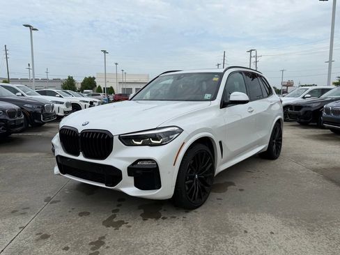 Used 2021 BMW X5 sDrive40i w/ M Sport Package RWD image 1