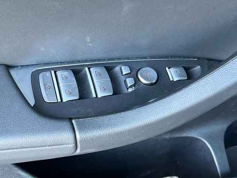 Used 2020 BMW X3 xDrive30e image 13