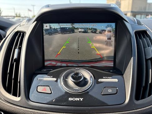 Used 2019 Ford Escape Titanium AWD/4WD image 27