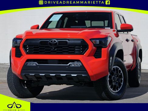 Used 2024 Toyota Tacoma TRD Off-Road w/ TRD Off Road Premium Package AWD/4WD image 1