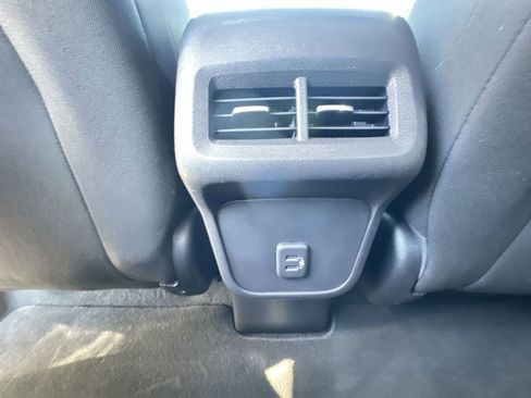 Used 2024 Chevrolet Equinox LS w/ LS Convenience Package image 20