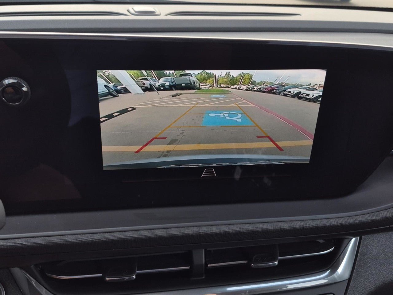 New 2026 Buick Envista Sport Touring w/ Convenience I Package FWD image 16