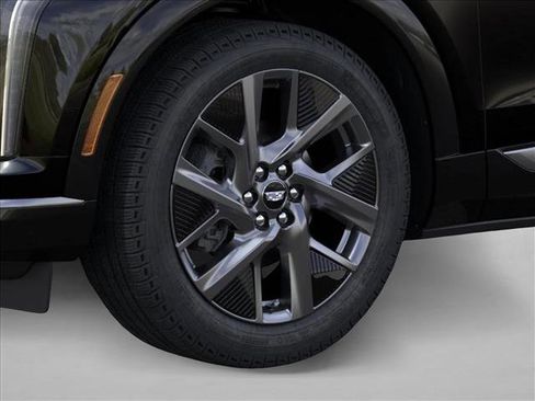 New 2026 Cadillac Optiq Luxury 1 image 9