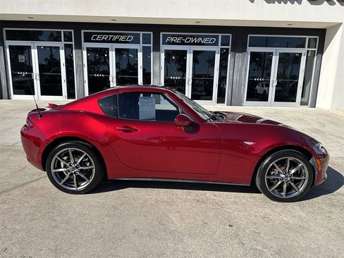 Used 2022 MAZDA MX-5 Miata RF Grand Touring image 6