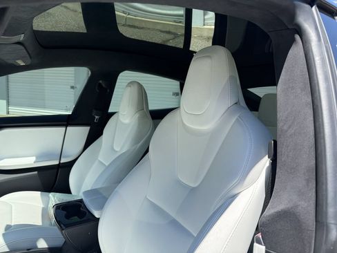 Used 2019 Tesla Model S Long Range AWD/4WD image 9