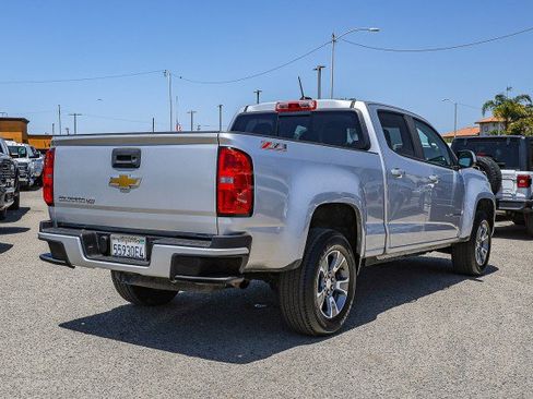 Used 2018 Chevrolet Colorado Z71 RWD image 4