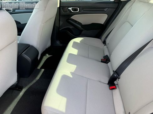 Used 2023 Honda Civic LX image 28