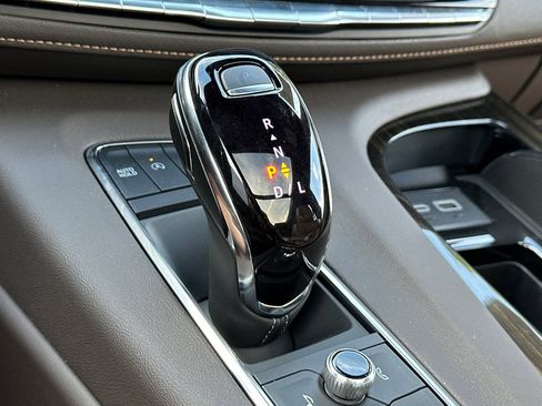 Used 2024 Cadillac Escalade Sport w/ LPO, ONYX Package image 24