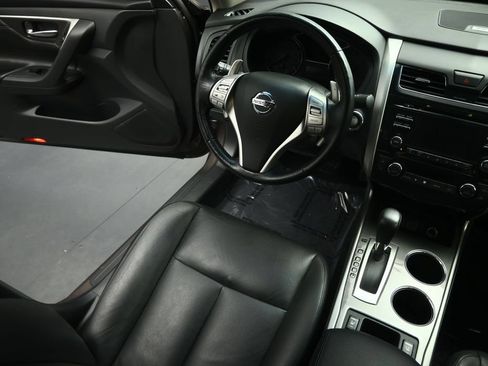 Used 2013 Nissan Altima 3.5 SL FWD image 40